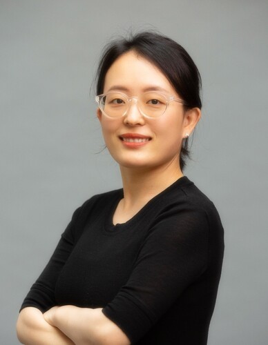 Lesley (Yajie) Zhou